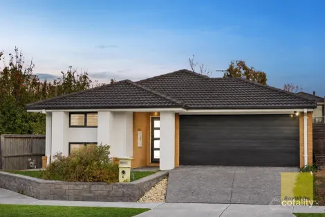 6 Leadbeater St, Point Cook, VIC 3030