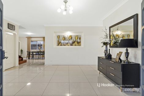 Property photo of 12 Avonlea Place Eight Mile Plains QLD 4113