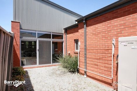 Property photo of 7 Floreat Grove Craigieburn VIC 3064