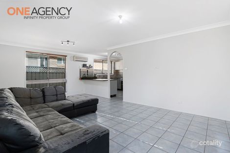 Property photo of 2/18 Kenny Close St Helens Park NSW 2560