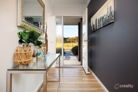 Property photo of 33 Pro Hart Drive Baranduda VIC 3691