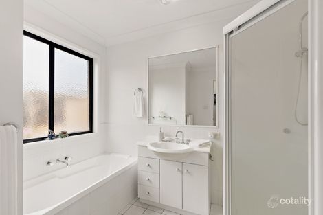 Property photo of 33/1-5 Studio Drive Pacific Pines QLD 4211