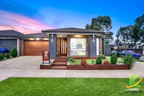 Property photo of 22 Falkland Road Craigieburn VIC 3064