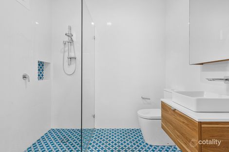 Property photo of 27 Hutton Avenue Bulli NSW 2516