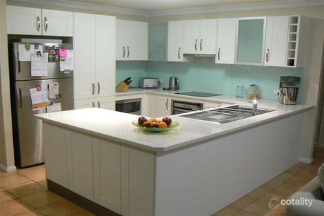 Property photo of 13 Jacaranda Place Ormiston QLD 4160