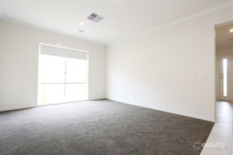 Property photo of 8 Alpina Avenue Mount Duneed VIC 3217