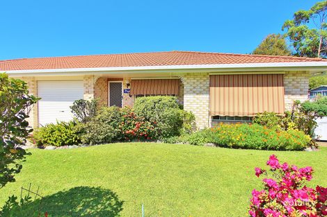 Property photo of 2/2 Sirius Drive Lakewood NSW 2443