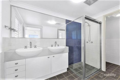 22/15 KITCHENER ST, COORPAROO, QLD 4151