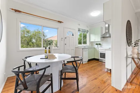 Property photo of 10 Peter Close Hornsby Heights NSW 2077