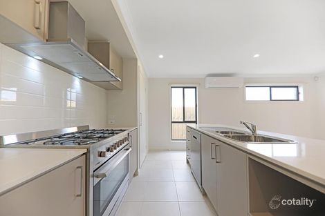 Property photo of 11 Princes Circuit Wallan VIC 3756