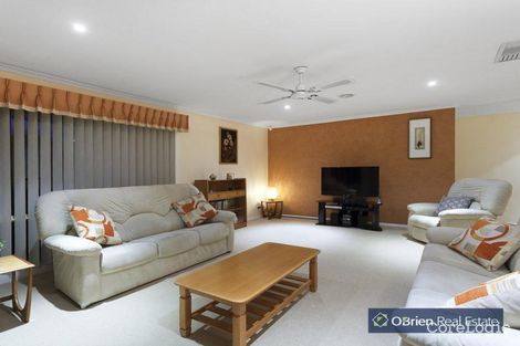 Property photo of 14 Thornley Drive Berwick VIC 3806