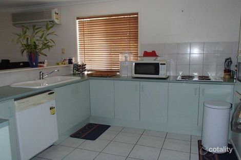 Property photo of 2 Marigold Close Fitzgibbon QLD 4018