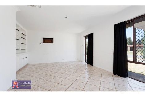 Property photo of 39 Cambridge Crescent Cooloongup WA 6168