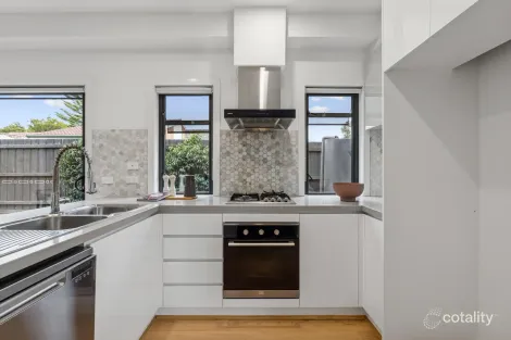 Property photo of 4/610 Gilbert Road Reservoir VIC 3073