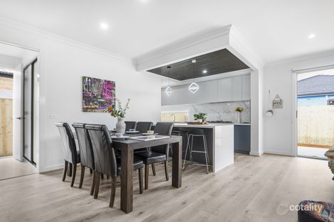 Property photo of 13 Monaco Grove Strathtulloh VIC 3338