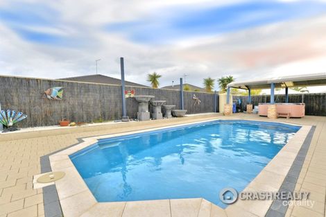 Property photo of 5 Lutea Road Halls Head WA 6210