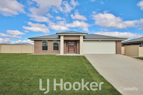 47 Emerald Dr, Kelso, NSW 2795