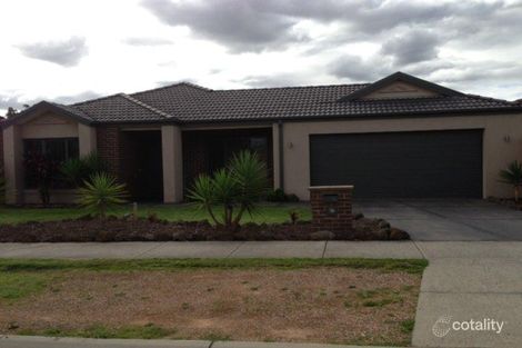 Property photo of 46 Von Nida Drive Cranbourne North VIC 3977