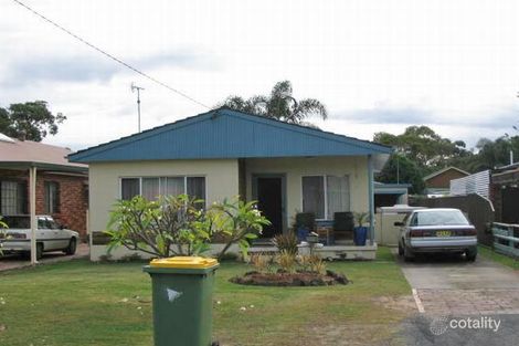 33 Birdwood Ave, Umina Beach, NSW 2257