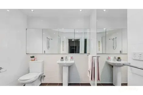 Property photo of 2/2A Hertford Street St Kilda East VIC 3183