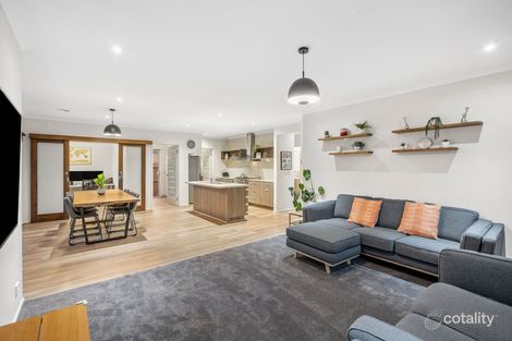 3 Wild Oak Ave, Armstrong Creek, VIC 3217