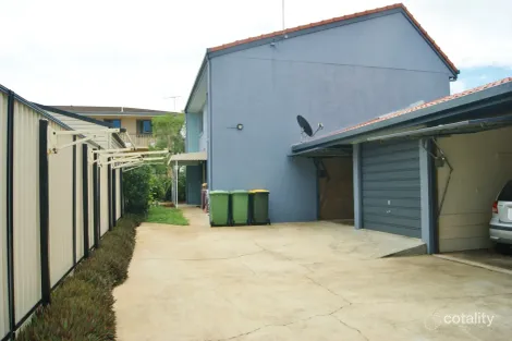 4/115 Prince Edward Pde, Scarborough, QLD 4020