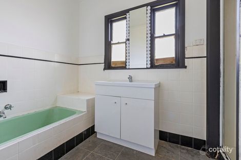 Property photo of 142 Ballarat Road Hamlyn Heights VIC 3215