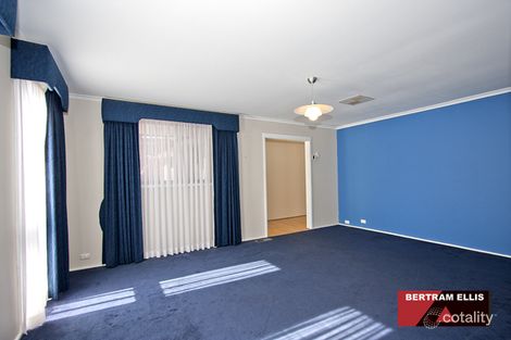 Property photo of 6 Henning Place Kambah ACT 2902