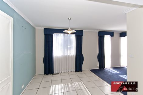 Property photo of 6 Henning Place Kambah ACT 2902