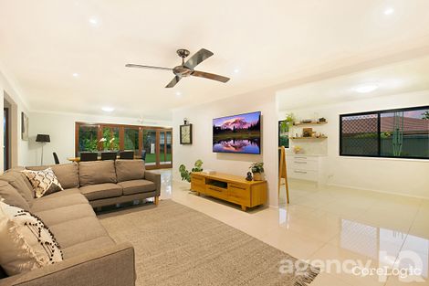 Property photo of 11 Distin Court Hillcrest QLD 4118