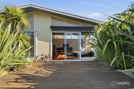 6 PARUA RD, NEWNHAM, TAS 7248