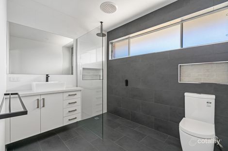 Property photo of 2/10-12 Glass Street Sale VIC 3850