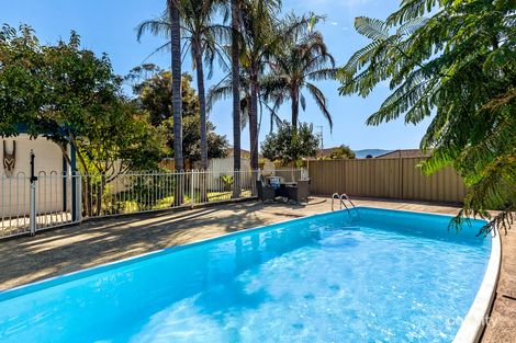 Property photo of 42 Stanley Avenue Farmborough Heights NSW 2526