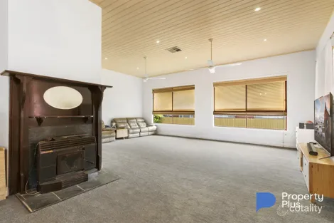 Property photo of 70 Ramsay Street Rochester VIC 3561