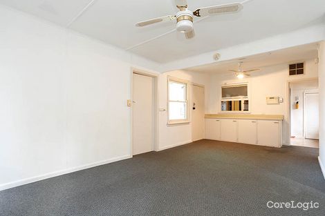 Property photo of 8 Mansfield Avenue Sunshine North VIC 3020