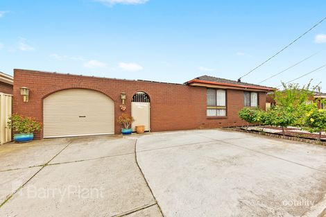 Property photo of 8 Kinterbury Drive Kings Park VIC 3021