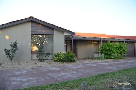 26a Naunton Cres, Eden Hill, WA 6054