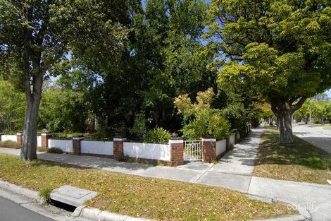 Property photo of 31 Severn Street Balwyn North VIC 3104