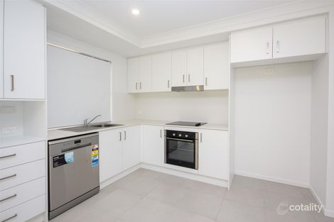 Property photo of 27 Station Road Loganlea QLD 4131