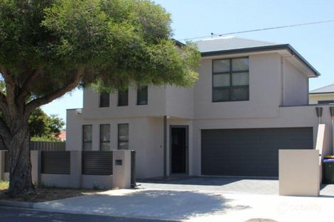 2b Troon Ave, Seaton, SA 5023