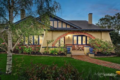 Property photo of 1 Villers Square Malvern East VIC 3145