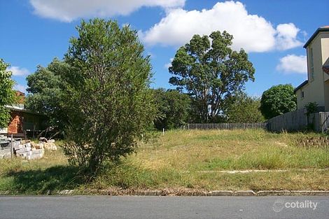 32 Muir St, Labrador, QLD 4215