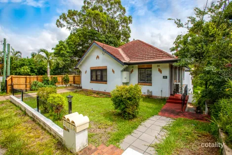 164 Highland Tce, St Lucia, QLD 4067