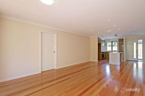 Property photo of 2/33 Blazey Road Croydon South VIC 3136
