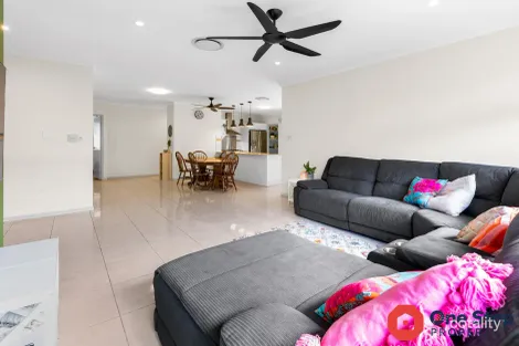 Property photo of 8 Mount Close Edmonton QLD 4869