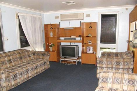 Property photo of 6 Riddell Crescent Blackett NSW 2770