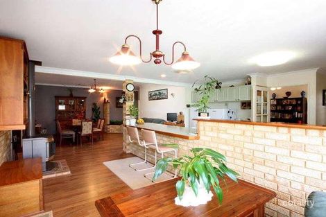 Property photo of 32 Avon Crescent Viveash WA 6056