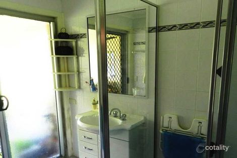 Property photo of 8 Centenary Drive Boyne Island QLD 4680