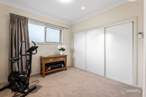 Property photo of 2/110 Parer Street Burwood VIC 3125