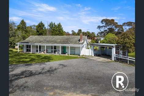 19 Maywood Rd, Cranbourne South, VIC 3977